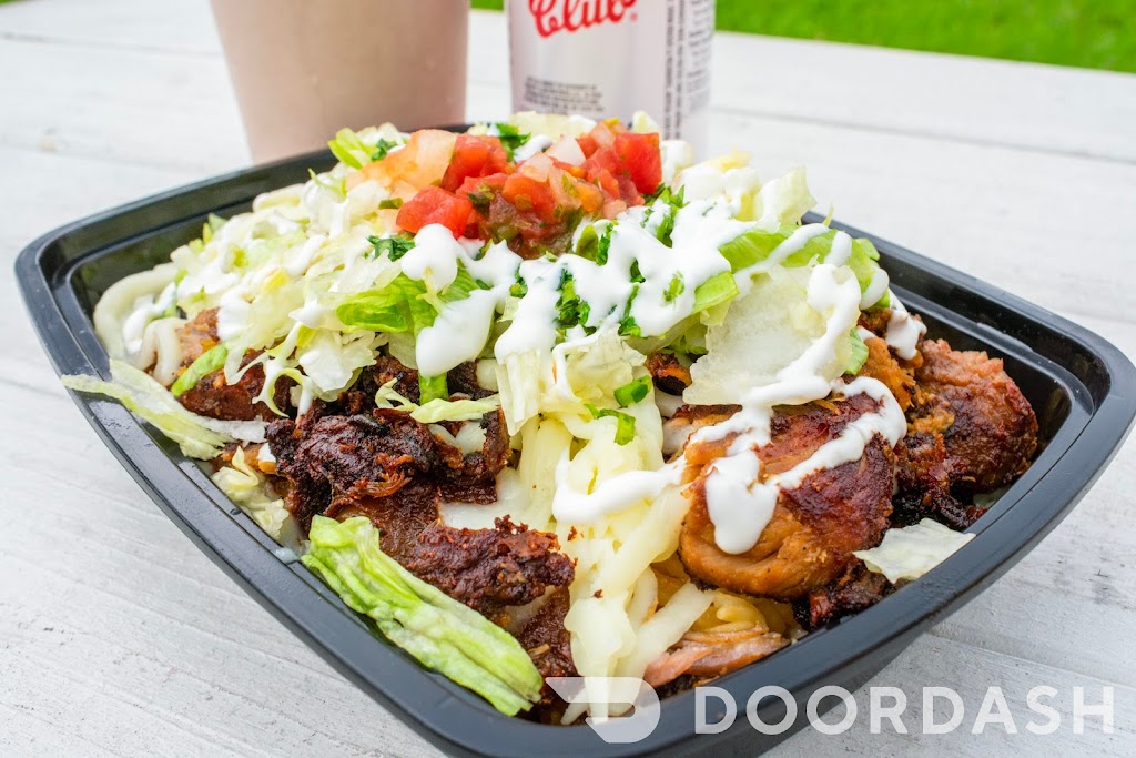 Dinoras catering | restaurant | 740 Plainfield St, Providence, RI 02909, USA | 4016789145 OR +1 401-678-9145