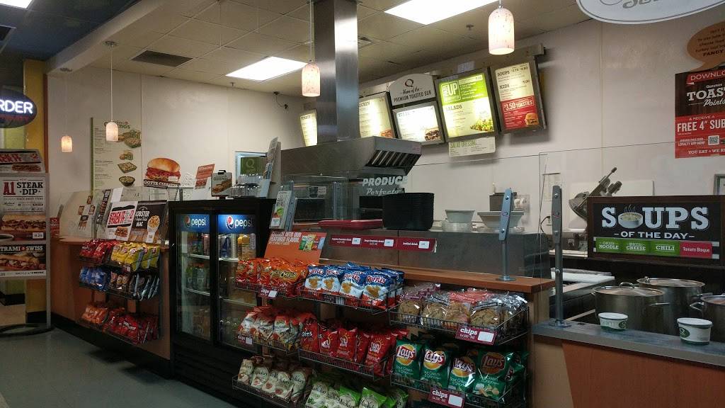 Quiznos | restaurant | 209 E Louise Ave, Lathrop, CA 95330, USA | 2098581380 OR +1 209-858-1380