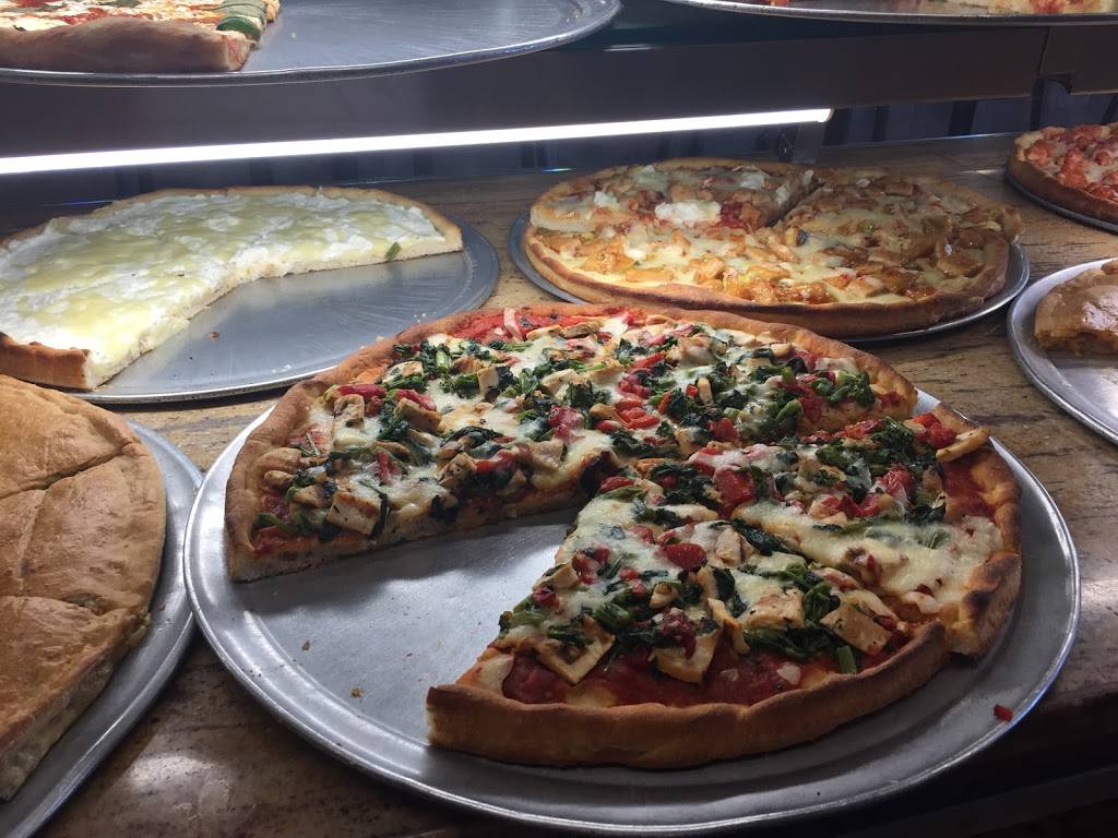 Imperial Pizzeria & Restaurant | restaurant | 650 Wellwood Ave, Lindenhurst, NY 11757, USA | 6312269774 OR +1 631-226-9774