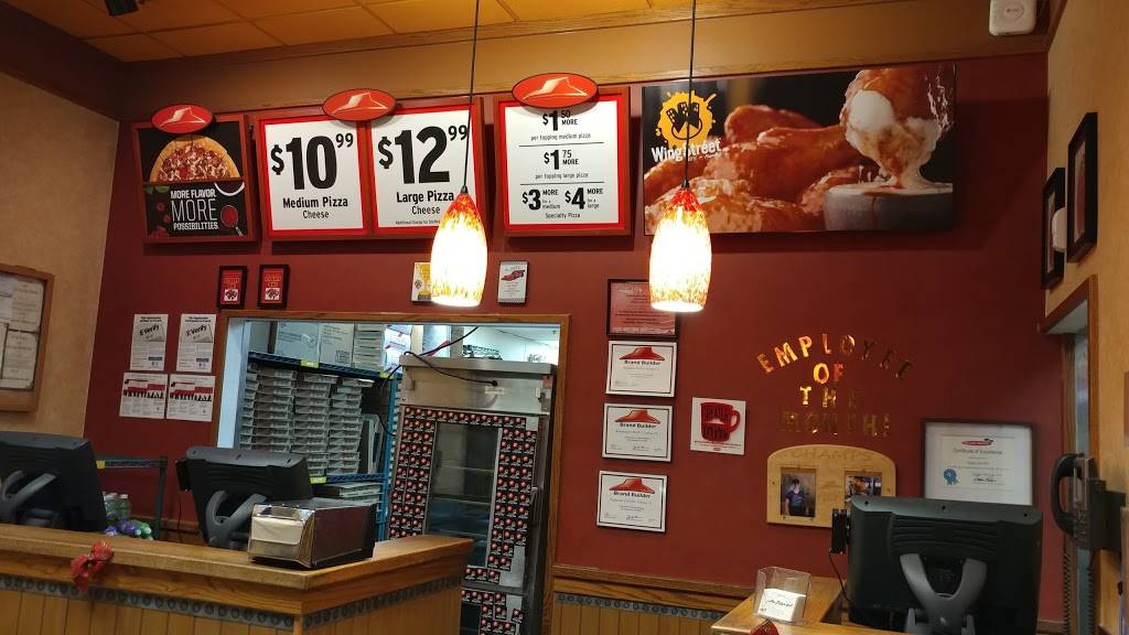 Pizza Hut | restaurant | 11762 De Palma Rd # 1b, Corona, CA 92883, USA | 9516674000 OR +1 951-667-4000