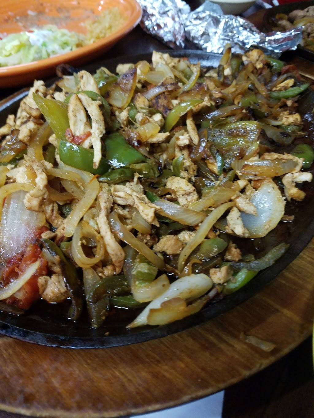 Casa Real | restaurant | 232 W Allegan St, Otsego, MI 49078, USA | 2696926339 OR +1 269-692-6339