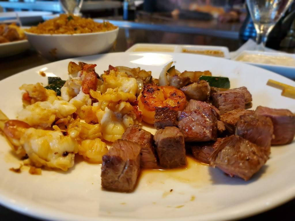 Mikado Japanese Steakhouse | restaurant | 8701 World Center Dr, Orlando, FL 32821, USA | 4072388664 OR +1 407-238-8664