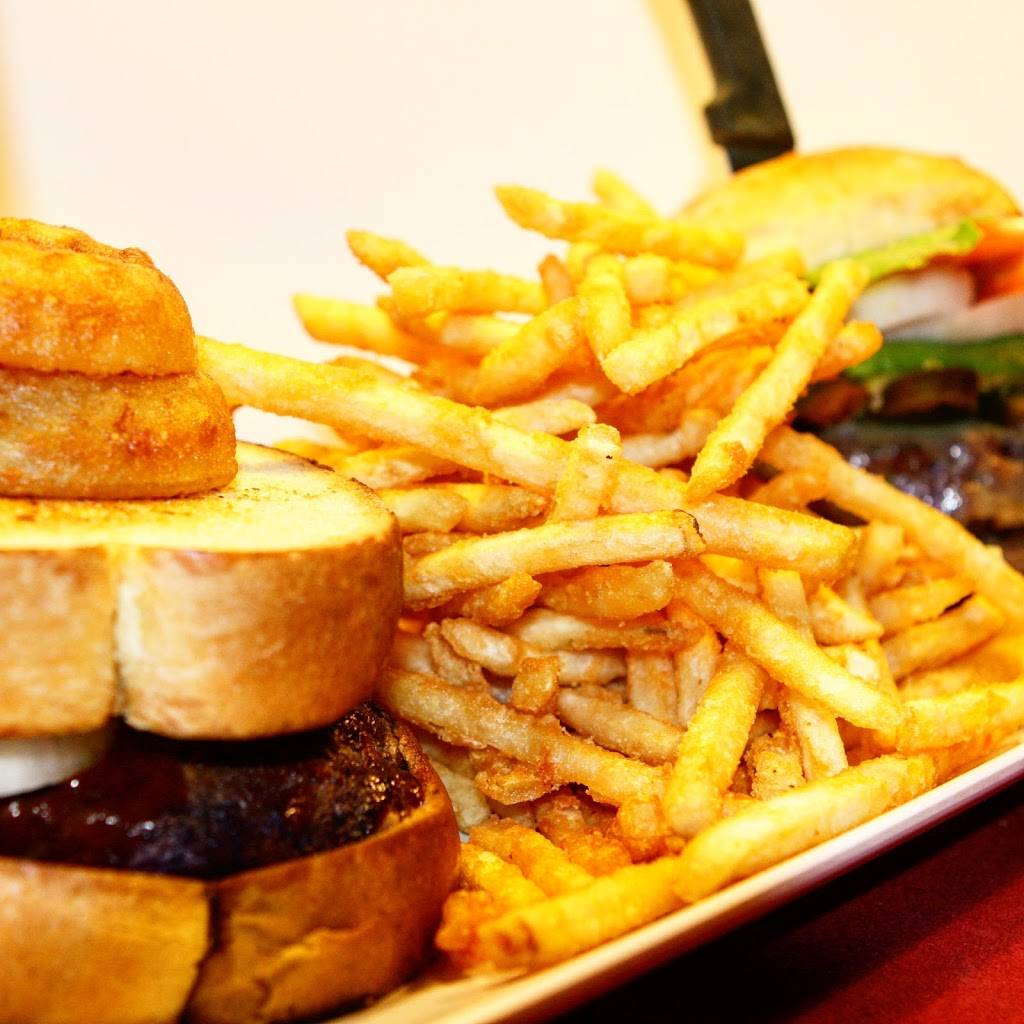 Under Review Sports Bar | restaurant | 13699 N Litchfield Rd, Surprise, AZ 85379, USA | 6232146639 OR +1 623-214-6639