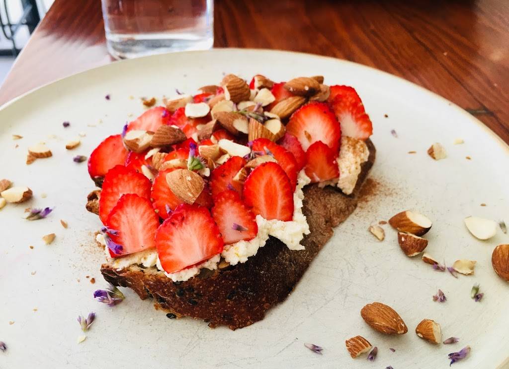 Stationæry | restaurant | San Carlos Street, 3 NE of 6th Avenue, San Carlos St, Carmel-By-The-Sea, CA 93921, USA | 8312507183 OR +1 831-250-7183