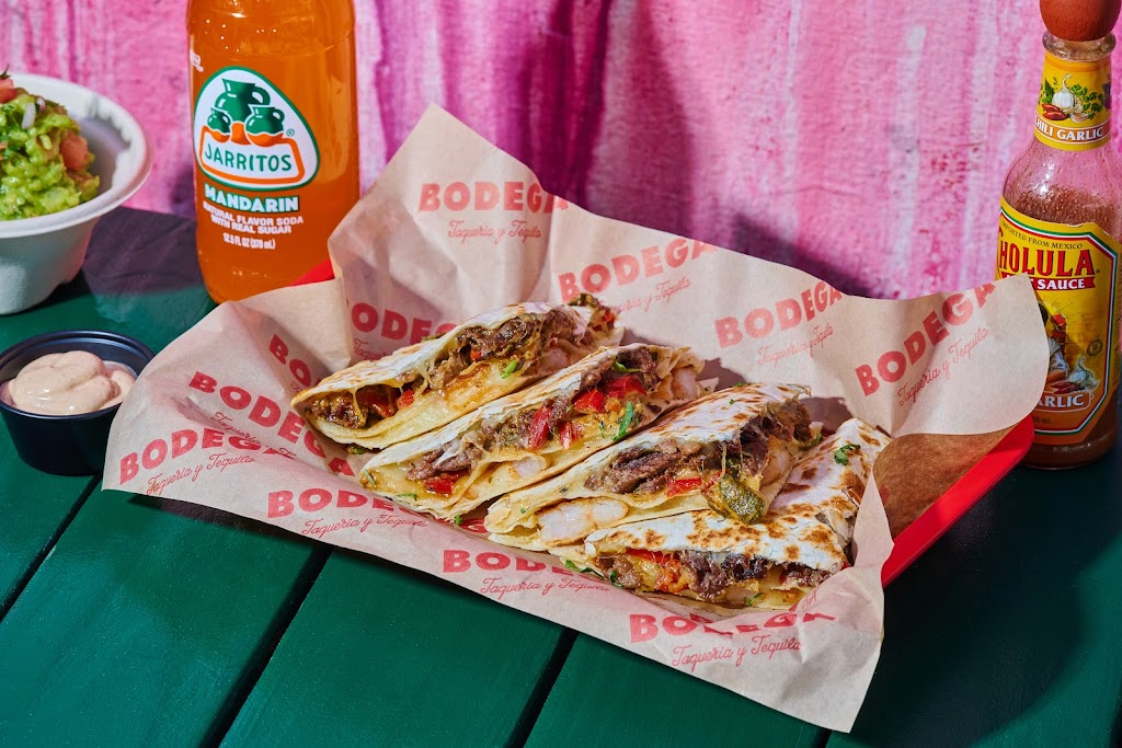 Bodega Taqueria y Tequila West Loop | night club | 912 W Randolph St, Chicago, IL 60607, USA | 3123400201 OR +1 312-340-0201