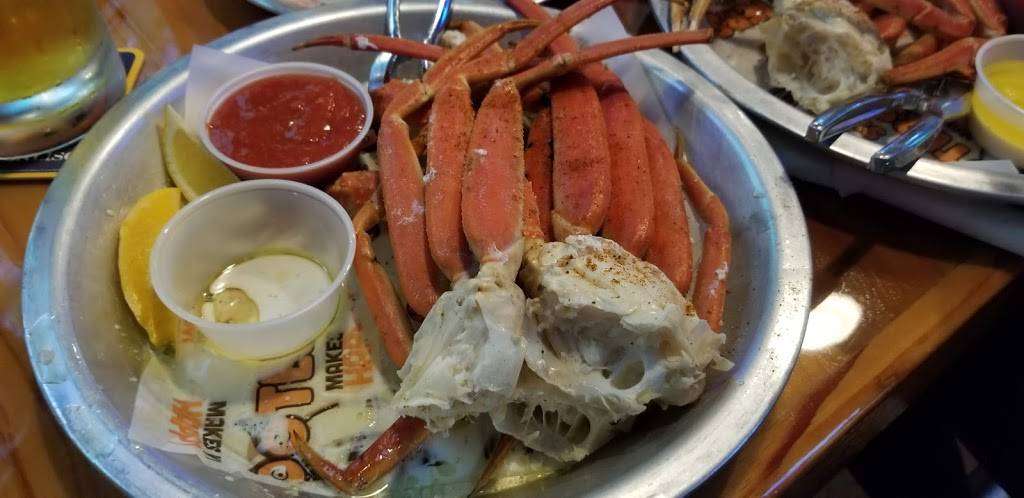 Hooters | restaurant | 3041 E Garvey Ave N, West Covina, CA 91791, USA | 6269744668 OR +1 626-974-4668