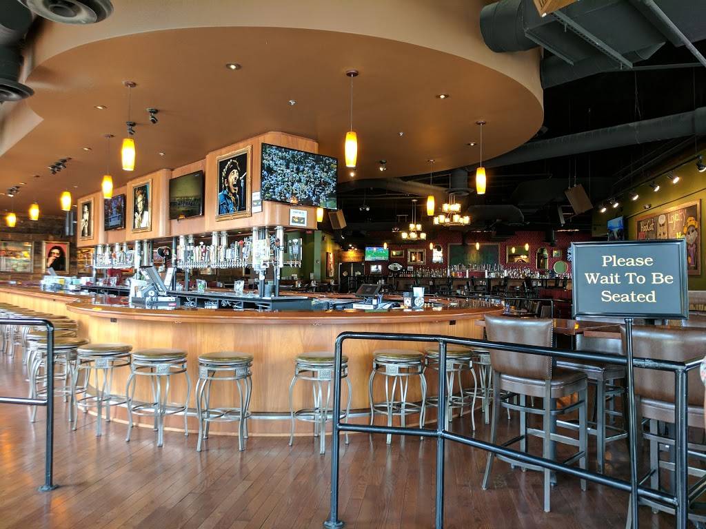 HopCat | restaurant | 6280 N College Ave #700, Indianapolis, IN 46220, USA | 3175654236 OR +1 317-565-4236