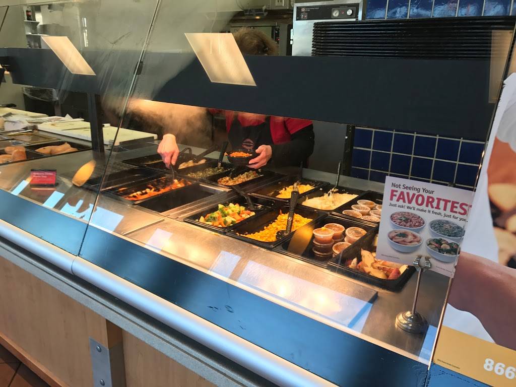 Boston Market | restaurant | 20 Plainfield Rd, Countryside, IL 60525, USA | 7084827236 OR +1 708-482-7236