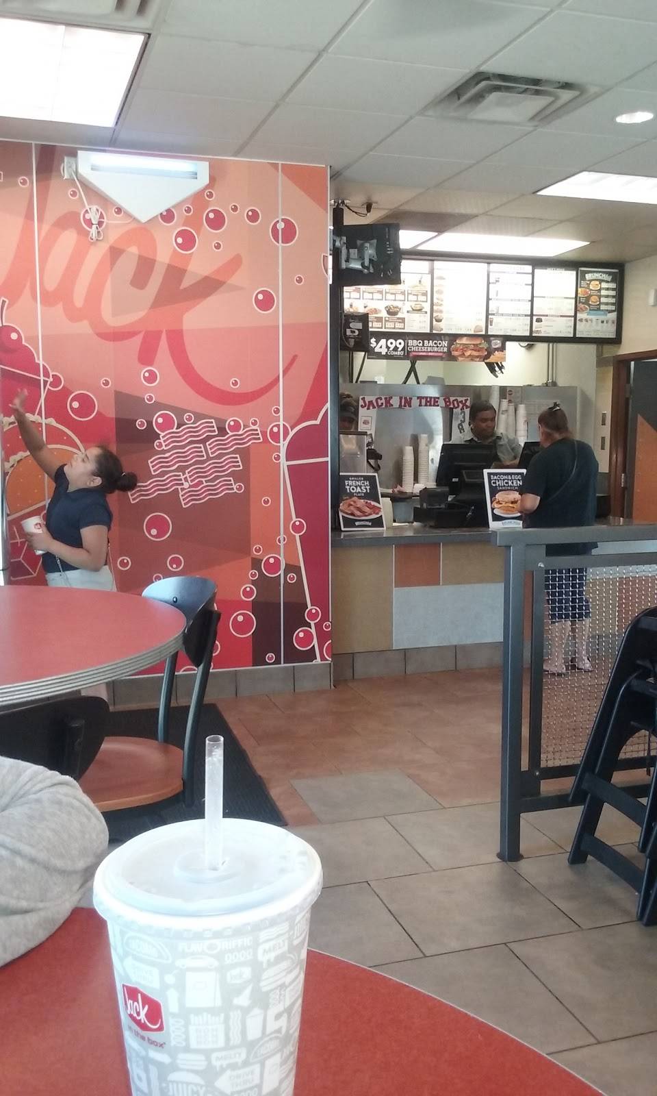 Jack in the Box | restaurant | 4313 W Illinois Ave, Dallas, TX 75211, USA | 2144677943 OR +1 214-467-7943