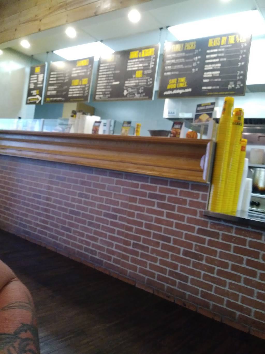 Dickeys Barbecue Pit | restaurant | 1668 E 2nd St, Beaumont, CA 92223, USA | 9512673480 OR +1 951-267-3480