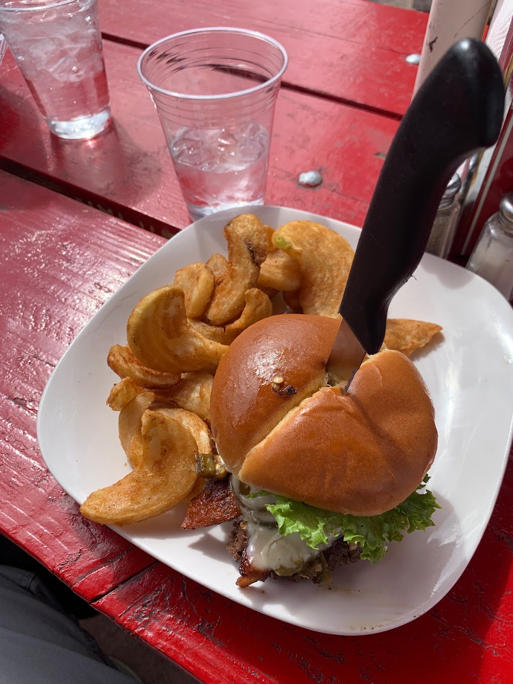 Bings Burger Station | restaurant | 794 N Main St, Cottonwood, AZ 86326, USA | 9288520109 OR +1 928-852-0109