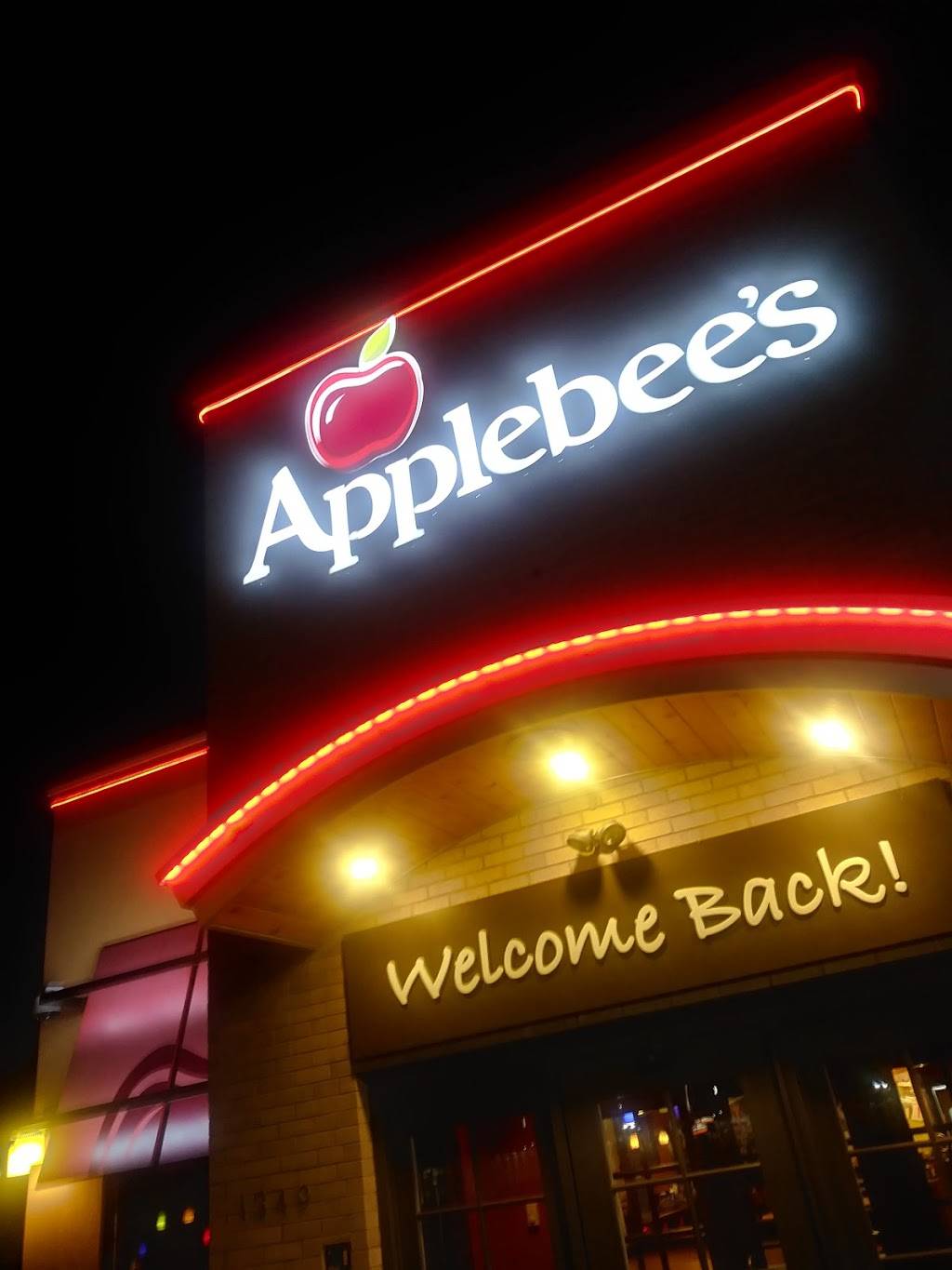 Applebees Grill + Bar | restaurant | 1349 Boston Rd, Springfield, MA 01119, USA | 4137968183 OR +1 413-796-8183