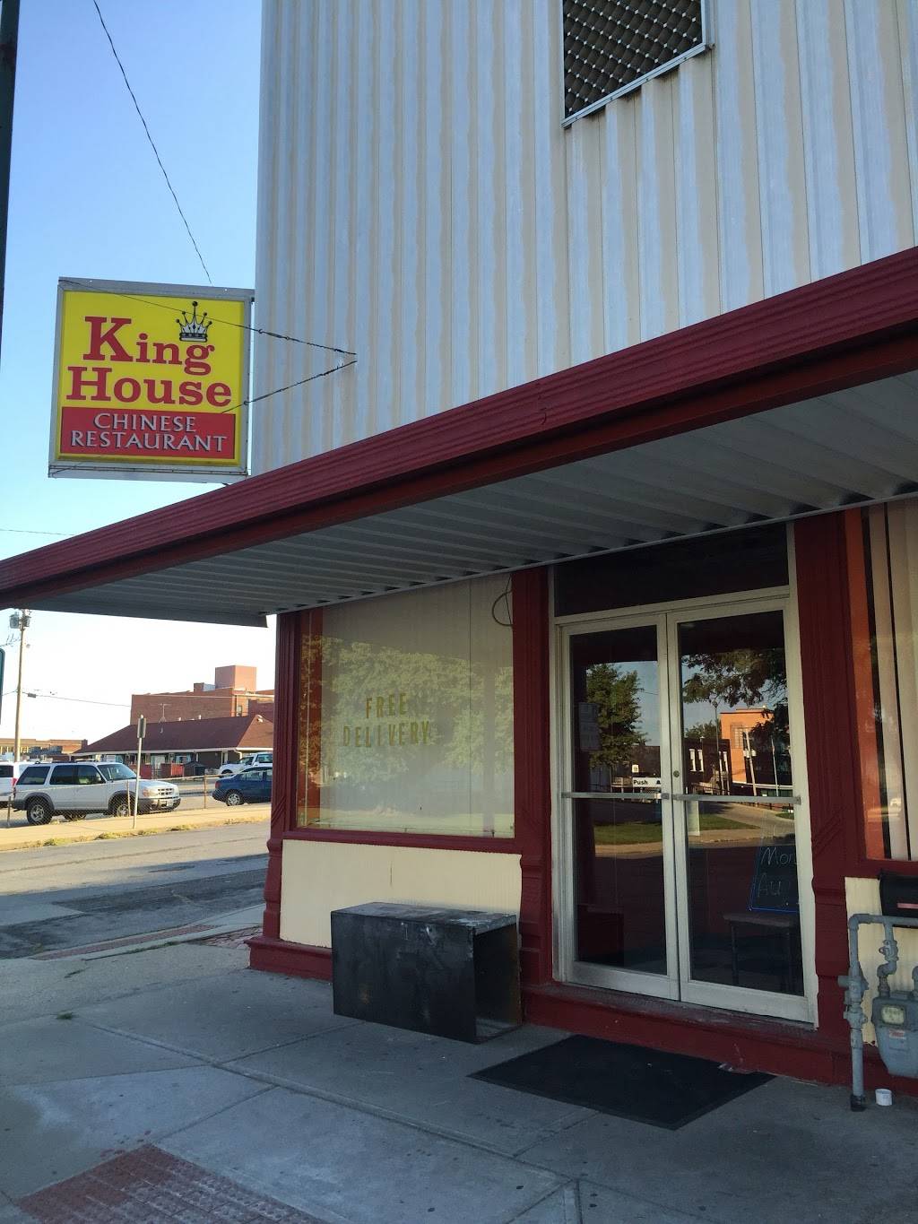 King House | restaurant | 201 N 5th St, Leavenworth, KS 66048, USA | 9136827661 OR +1 913-682-7661