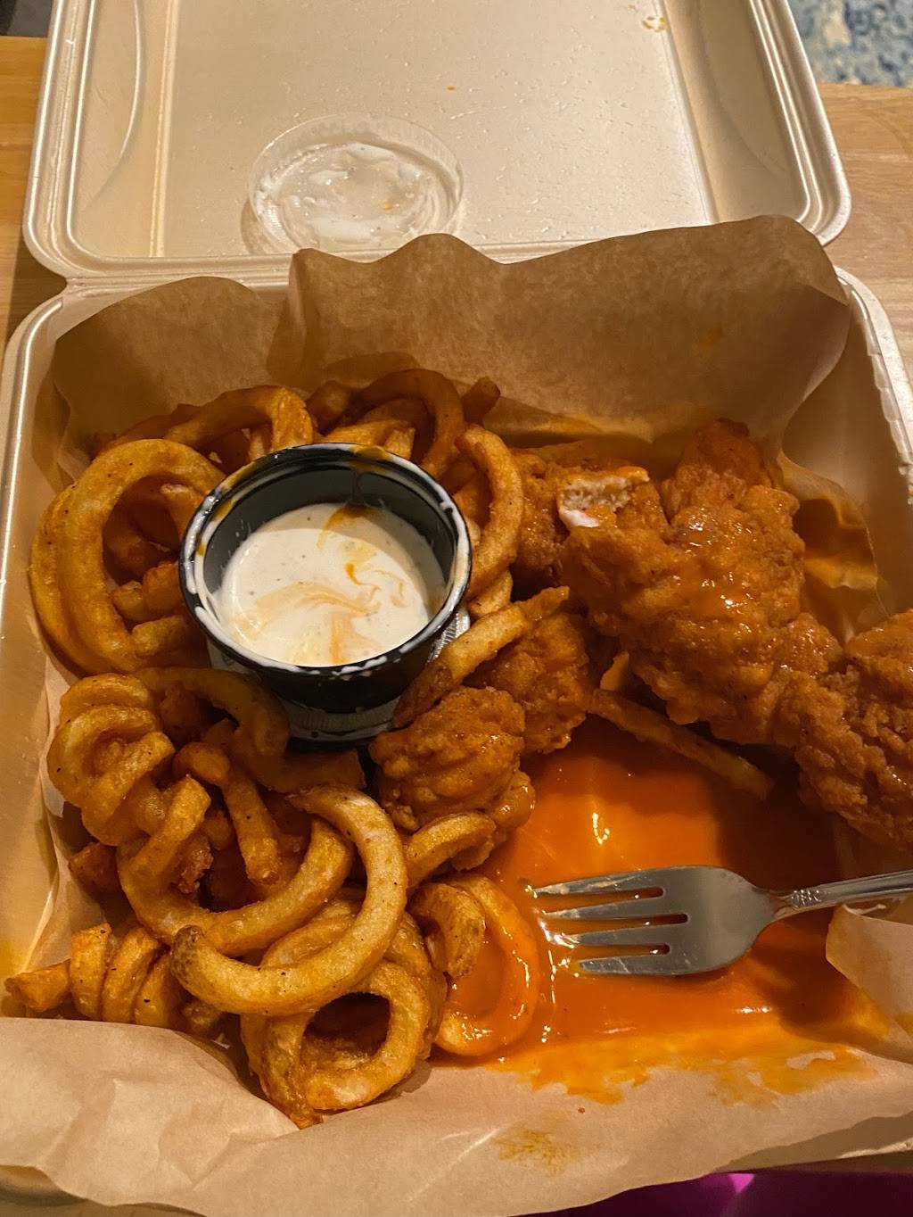 Its Just Wings | restaurant | 755 NW Broad St, Murfreesboro, TN 37129, USA | 4694721357 OR +1 469-472-1357