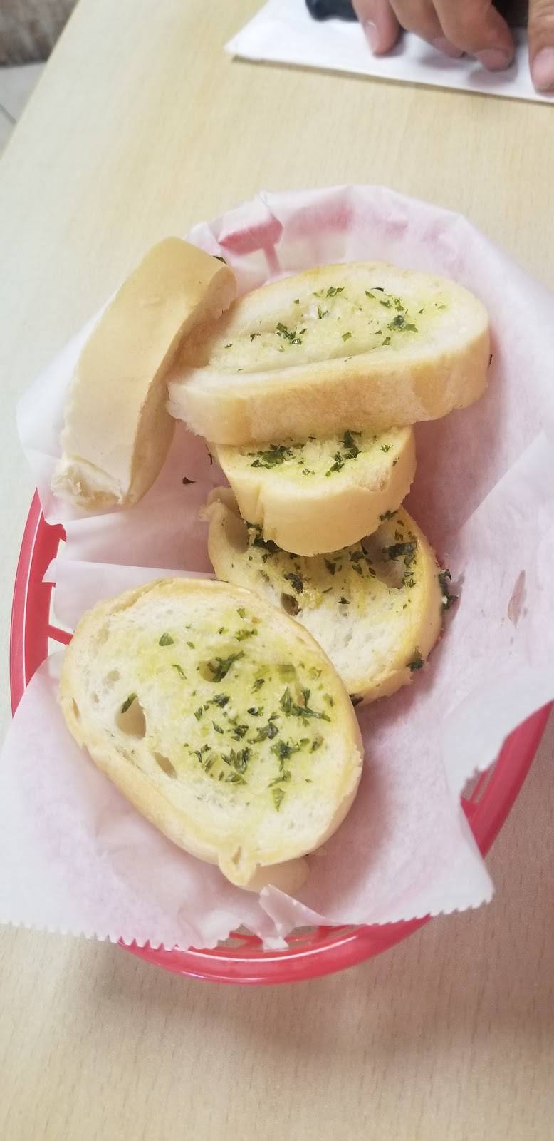 La Caridad Del Doral | restaurant | 8275 NW 56th St #4028, Doral, FL 33166, USA | 3055913343 OR +1 305-591-3343