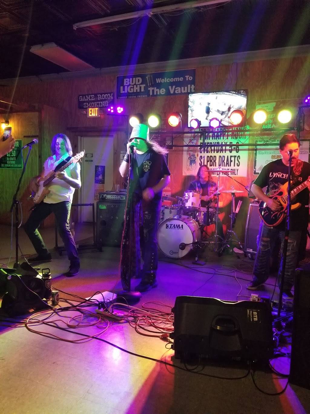 The Vault Restaurant | restaurant | 400 W Williamsburg Rd, Sandston, VA 23150, USA | 8043262423 OR +1 804-326-2423