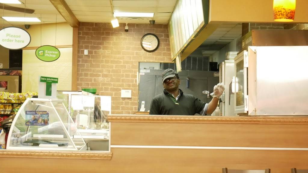 Subway Restaurants | restaurant | 201 Smith St, Perth Amboy, NJ 08861, USA | 7326977000 OR +1 732-697-7000