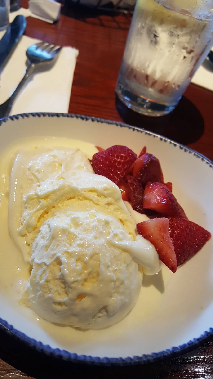 Red Lobster | restaurant | 1345 Dana Dr, Redding, CA 96003, USA | 5302226191 OR +1 530-222-6191