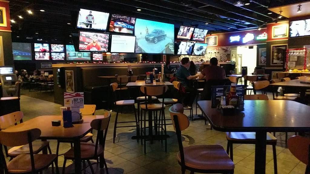 Buffalo Wild Wings | meal takeaway | 3150 Boardwalk Dr, Ann Arbor, MI 48108, USA | 7349979464 OR +1 734-997-9464
