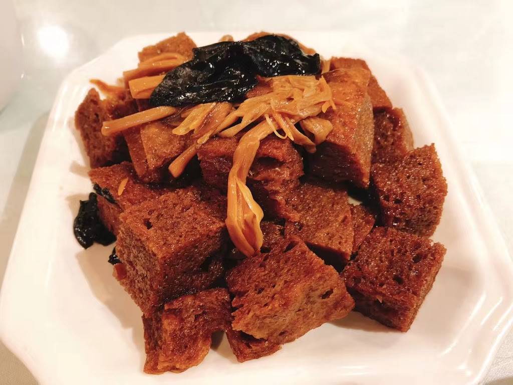 Shanghai Family Restaurant | meal takeaway | 10877 N Wolfe Rd, Cupertino, CA 95014, USA | 4088734813 OR +1 408-873-4813