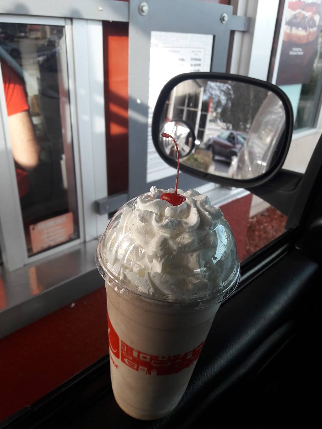 Jack in the Box | restaurant | 1081 S Main St, Manteca, CA 95337, USA | 2092398288 OR +1 209-239-8288