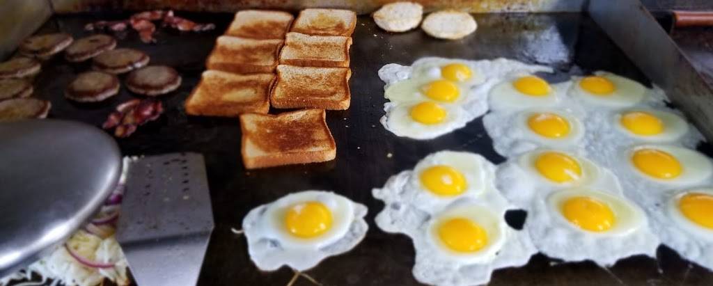 White Oak Grill, LLC | restaurant | 102 W Main St, Exline, IA 52555, USA | 6416582399 OR +1 641-658-2399