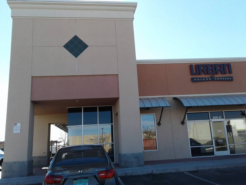 Urban Hotdog Company | restaurant | 10250 Cottonwood Park NW #400, Albuquerque, NM 87114, USA | 5058985671 OR +1 505-898-5671