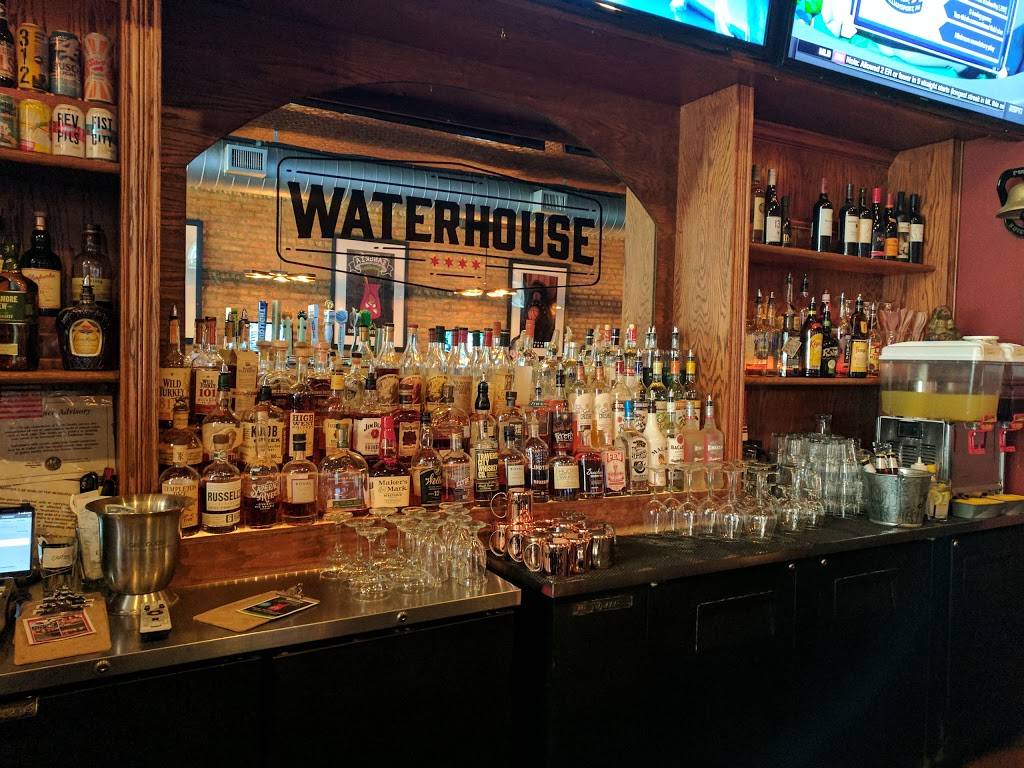 Waterhouse Tavern and Grill | restaurant | 3407 N Paulina St, Chicago, IL 60657, USA | 7738711200 OR +1 773-871-1200
