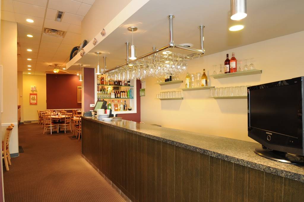 Noodles Delight | restaurant | 853 E Nerge Rd, Roselle, IL 60172, USA | 6303071010 OR +1 630-307-1010