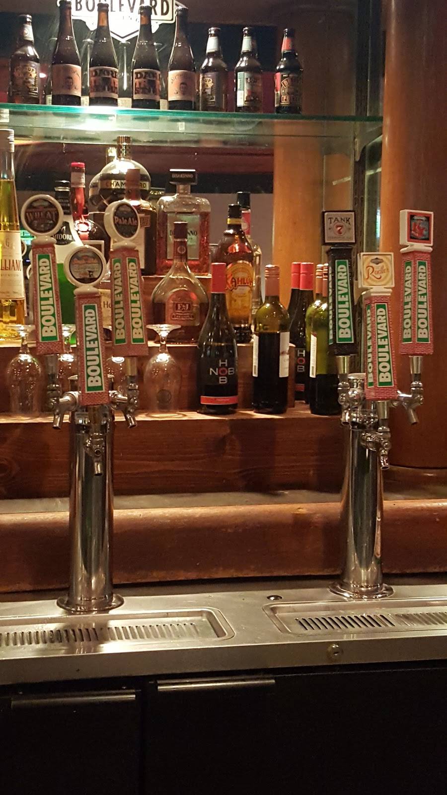 Boulevard Grill | restaurant | 200 McDonald Dr, Lawrence, KS 66044, USA | 7858417077 OR +1 785-841-7077