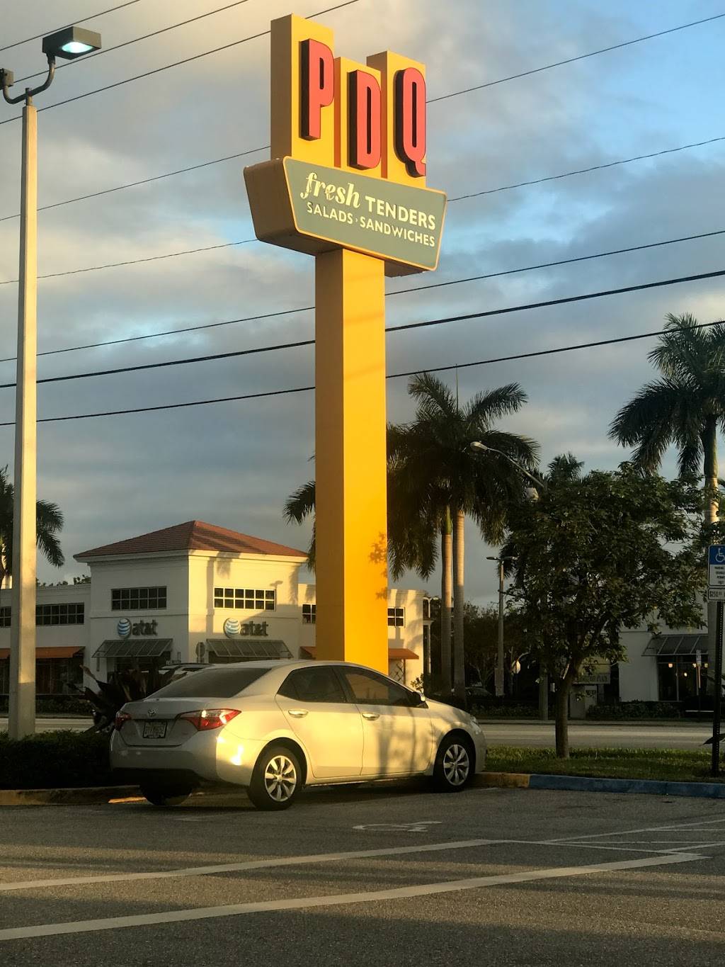 PDQ Restaurant | restaurant | 2015 Okeechobee Blvd, West Palm Beach, FL 33409, USA | 5615941906 OR +1 561-594-1906