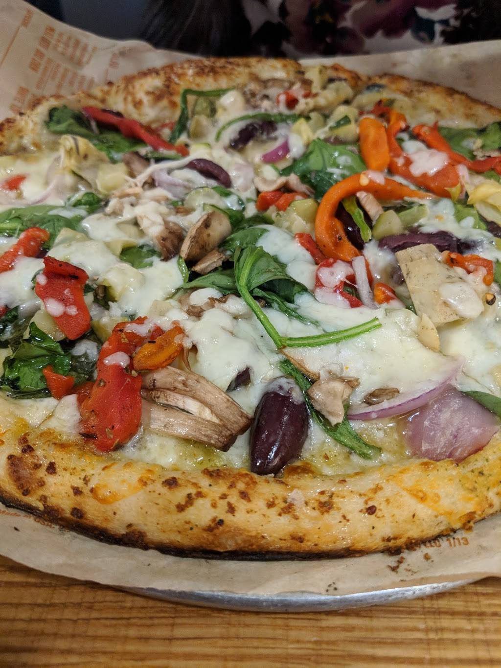 Blaze Pizza | meal takeaway | 2907 N Oakland Ave, Milwaukee, WI 53211, USA | 4145091440 OR +1 414-509-1440