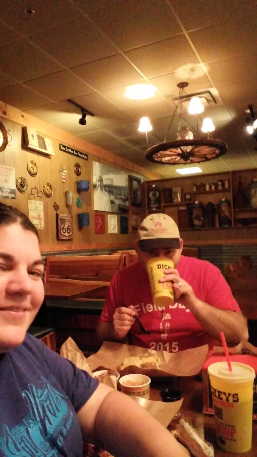 Dickeys Barbecue Pit | restaurant | 2951 Ridge Rd, Rockwall, TX 75032, USA | 9727227776 OR +1 972-722-7776