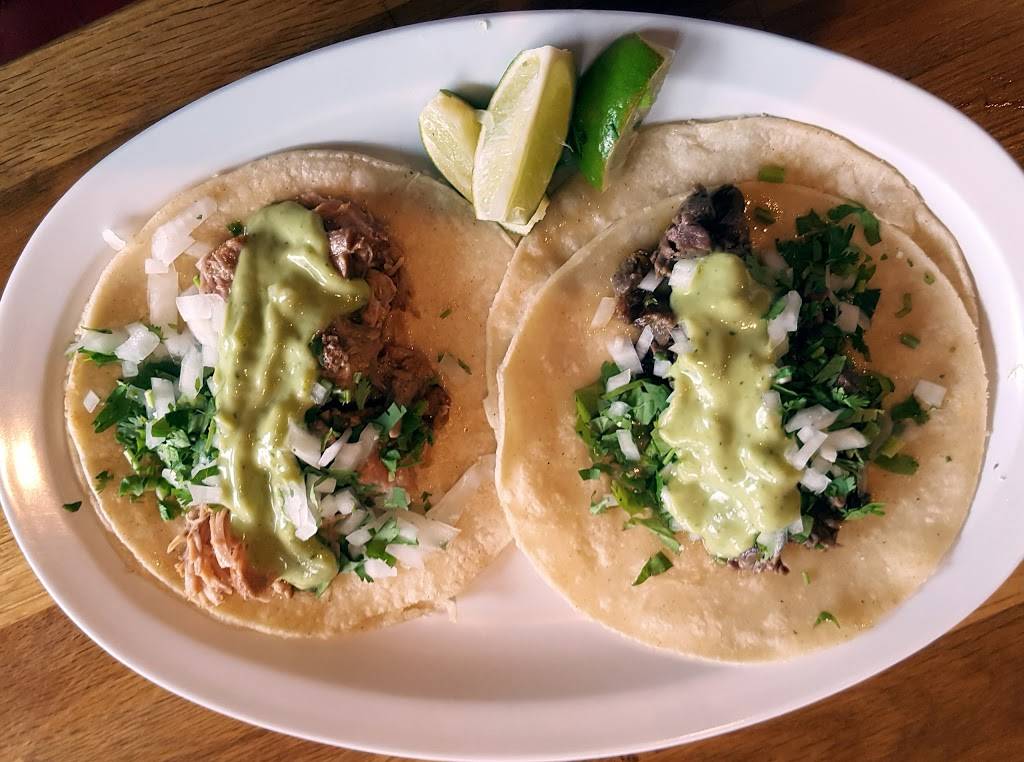 Tenoch Mexican | restaurant | 24 Riverside Ave, Medford, MA 02155, USA | 7813952221 OR +1 781-395-2221