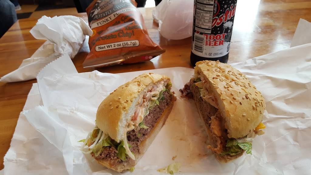 Blues City Deli | restaurant | 2438 McNair Ave, St. Louis, MO 63104, USA | 3147738225 OR +1 314-773-8225