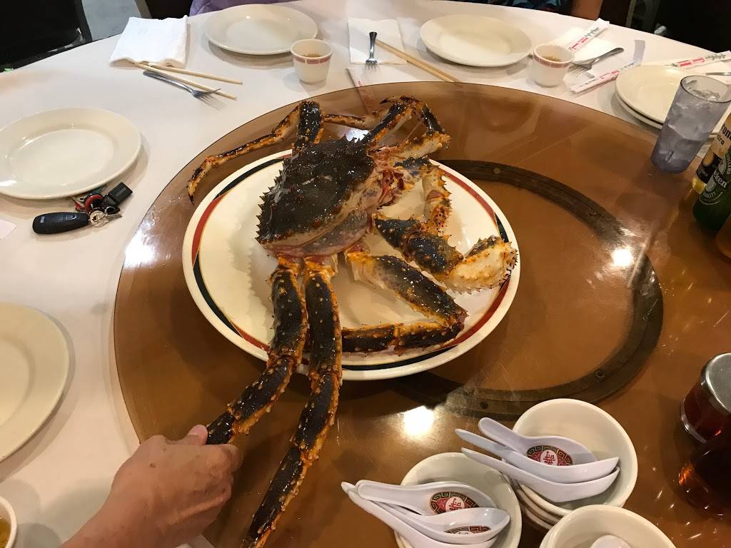 Tan Cang Newport Seafood | restaurant | 4411 W 1st St, Santa Ana, CA 92703, USA | 7145315146 OR +1 714-531-5146