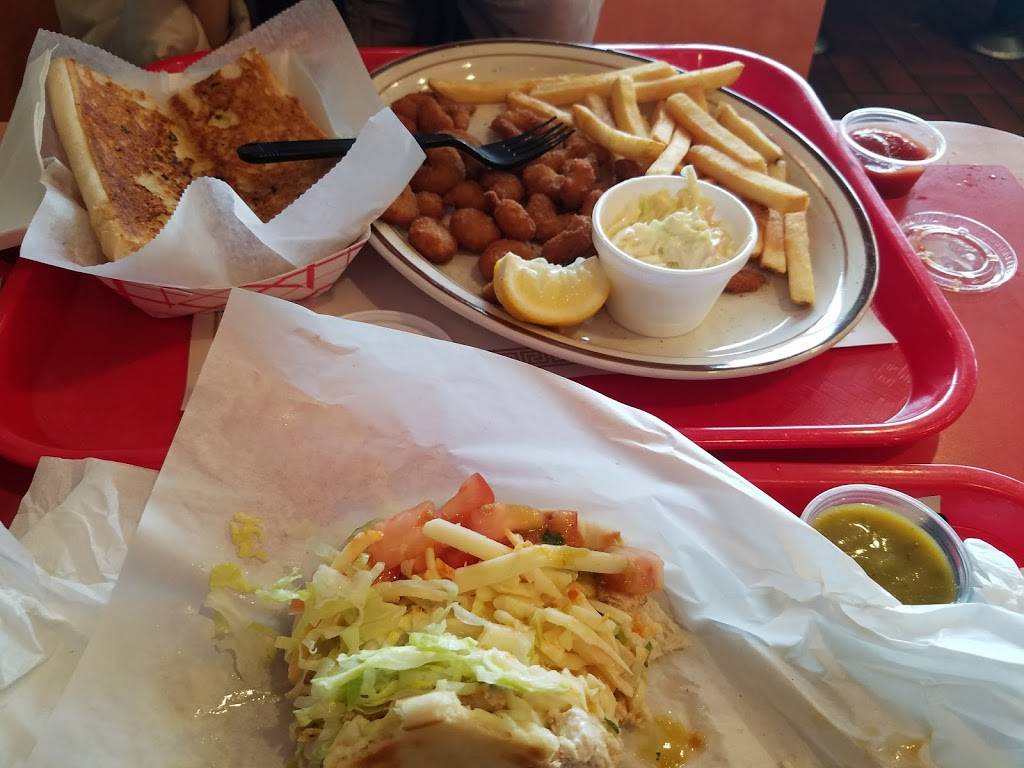 Brandys Gyros | restaurant | 584 E Oakton St, Des Plaines, IL 60018, USA | 8472991990 OR +1 847-299-1990