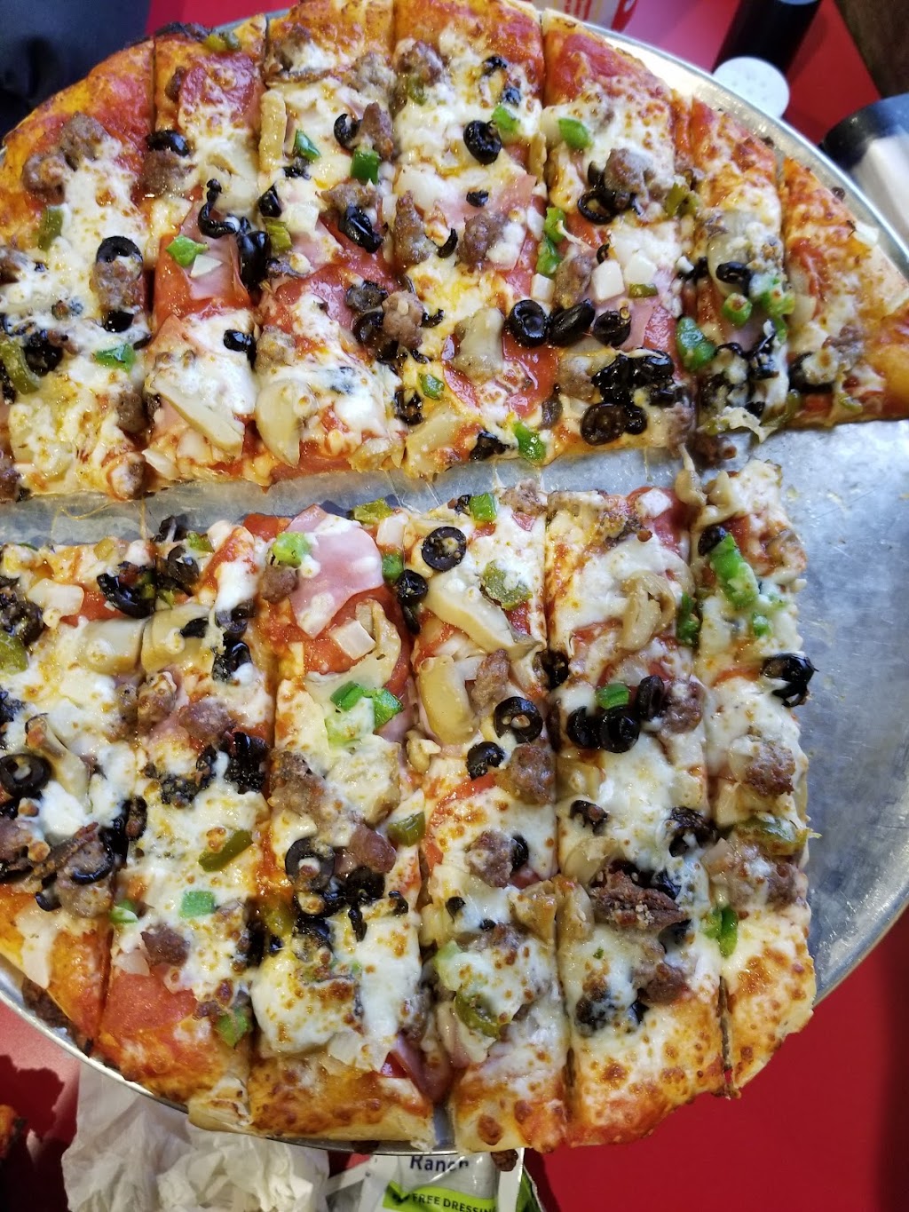 Johnnys Pizza House | restaurant | 5857 Hwy 167, Winnfield, LA 71483, USA | 3182094530 OR +1 318-209-4530