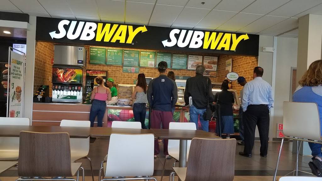 Subway | restaurant | I-95, Branford, CT 06405, USA | 2032082636 OR +1 203-208-2636