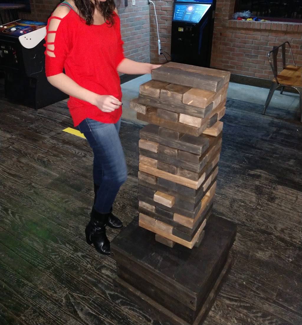 5 th Avenue | restaurant | 25750 Novi Rd #104, Novi, MI 48375, USA | 2485133330 OR +1 248-513-3330