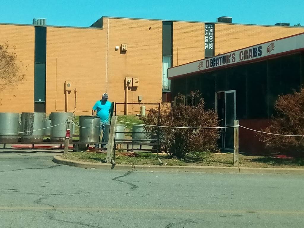 Decaturs Crabs | restaurant | 2000 Plank Rd, Fredericksburg, VA 22401, USA | 5402959354 OR +1 540-295-9354