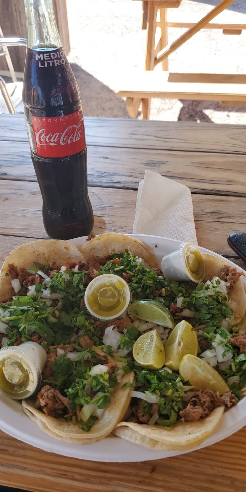 Mendez Mobile Cafe | restaurant | 229 N Chadbourne St, San Angelo, TX 76903, USA | 3252760731 OR +1 325-276-0731