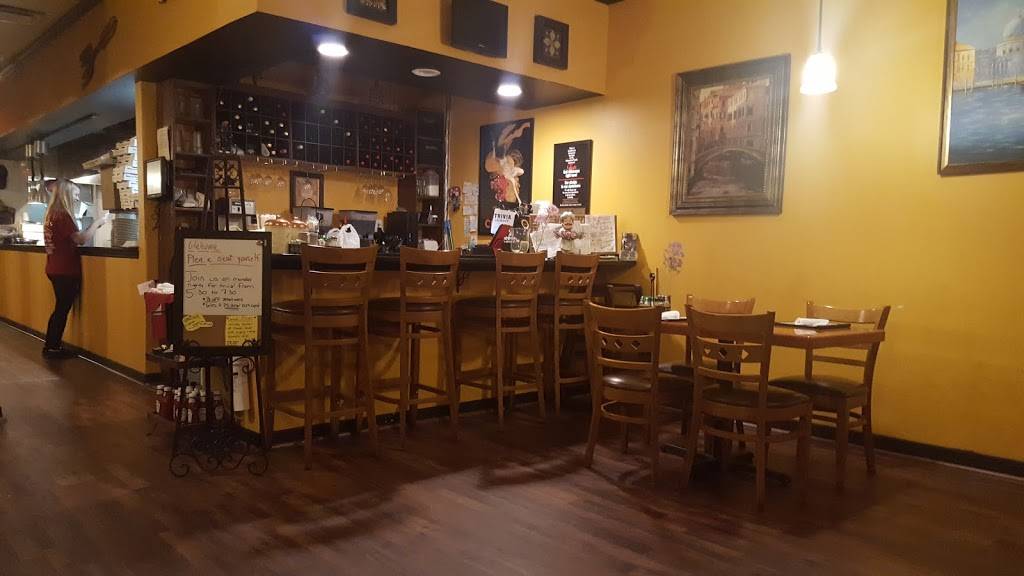 Bizzarro’s Italian Restaurant & Pizzeria | restaurant | 3682 N Wickham Rd, Melbourne, FL 32935, USA | 3217520555 OR +1 321-752-0555