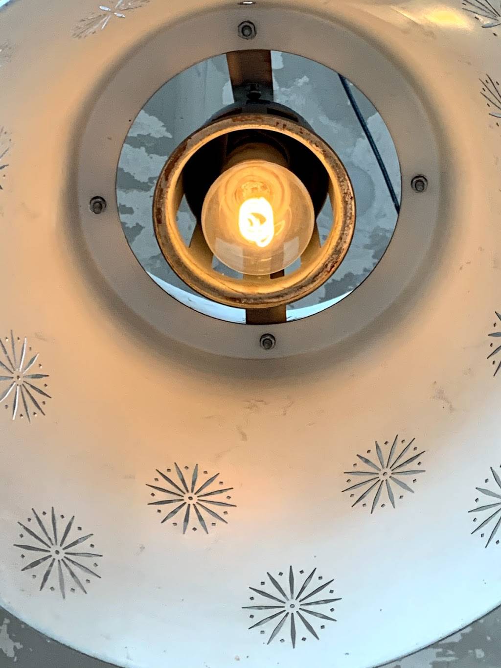 Irwin’s. | restaurant | 800 Mifflin St, Philadelphia, PA 19148, USA | 2156936206 OR +1 215-693-6206