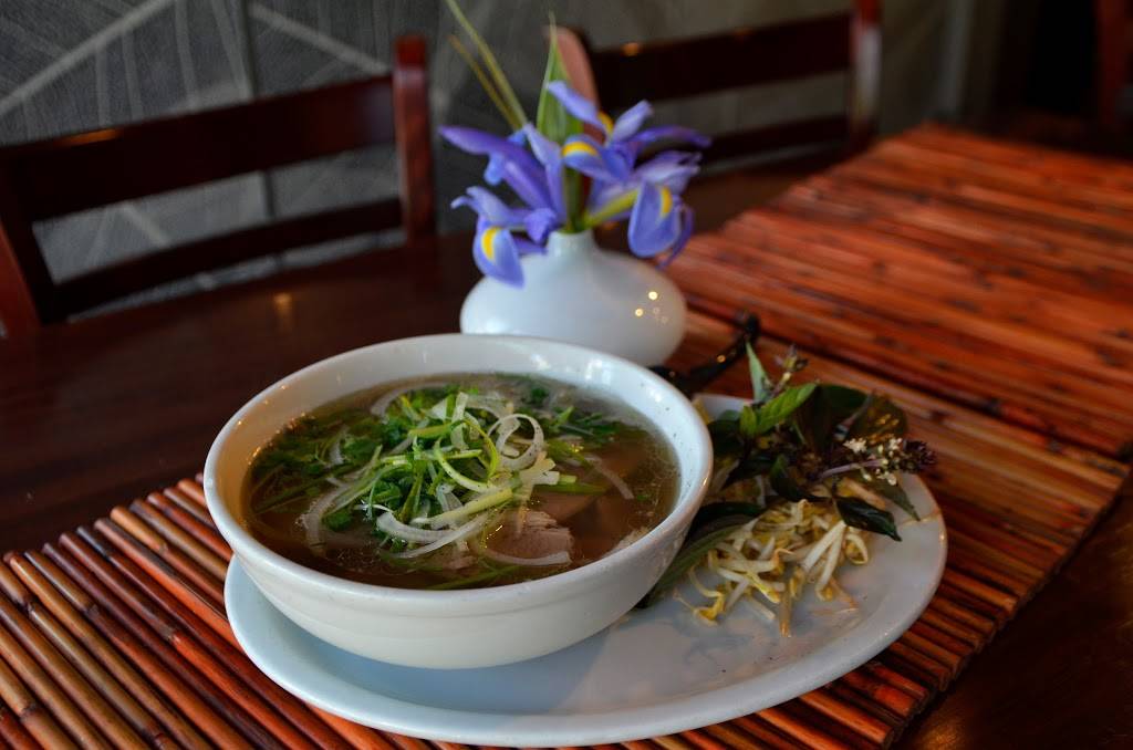 Indochine Vietnamese Bistro | restaurant | 230 1300 E, Salt Lake City, UT 84102, USA | 8015820896 OR +1 801-582-0896