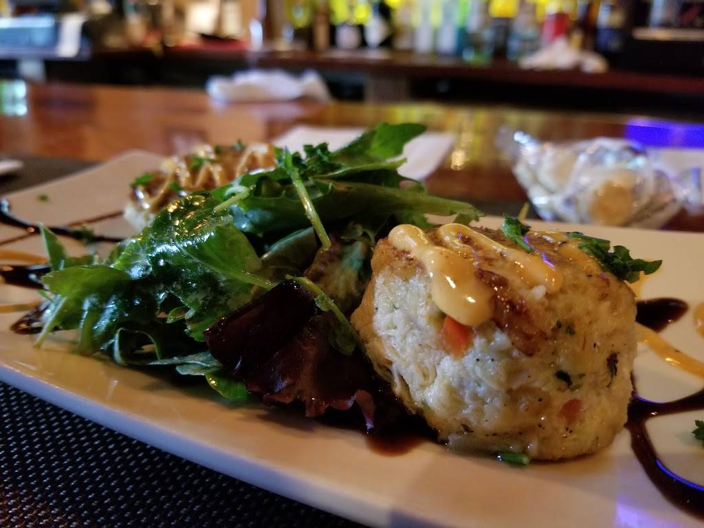 Marthas Vineyard Chowder Company | restaurant | 9 Oak Bluffs Ave, Oak Bluffs, MA 02557, USA | 5086963000 OR +1 508-696-3000