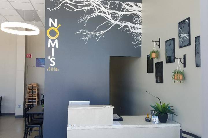 Nomis Asian Cuisine | restaurant | 404 8th St SW, Altoona, IA 50009, USA | 5154146792 OR +1 515-414-6792