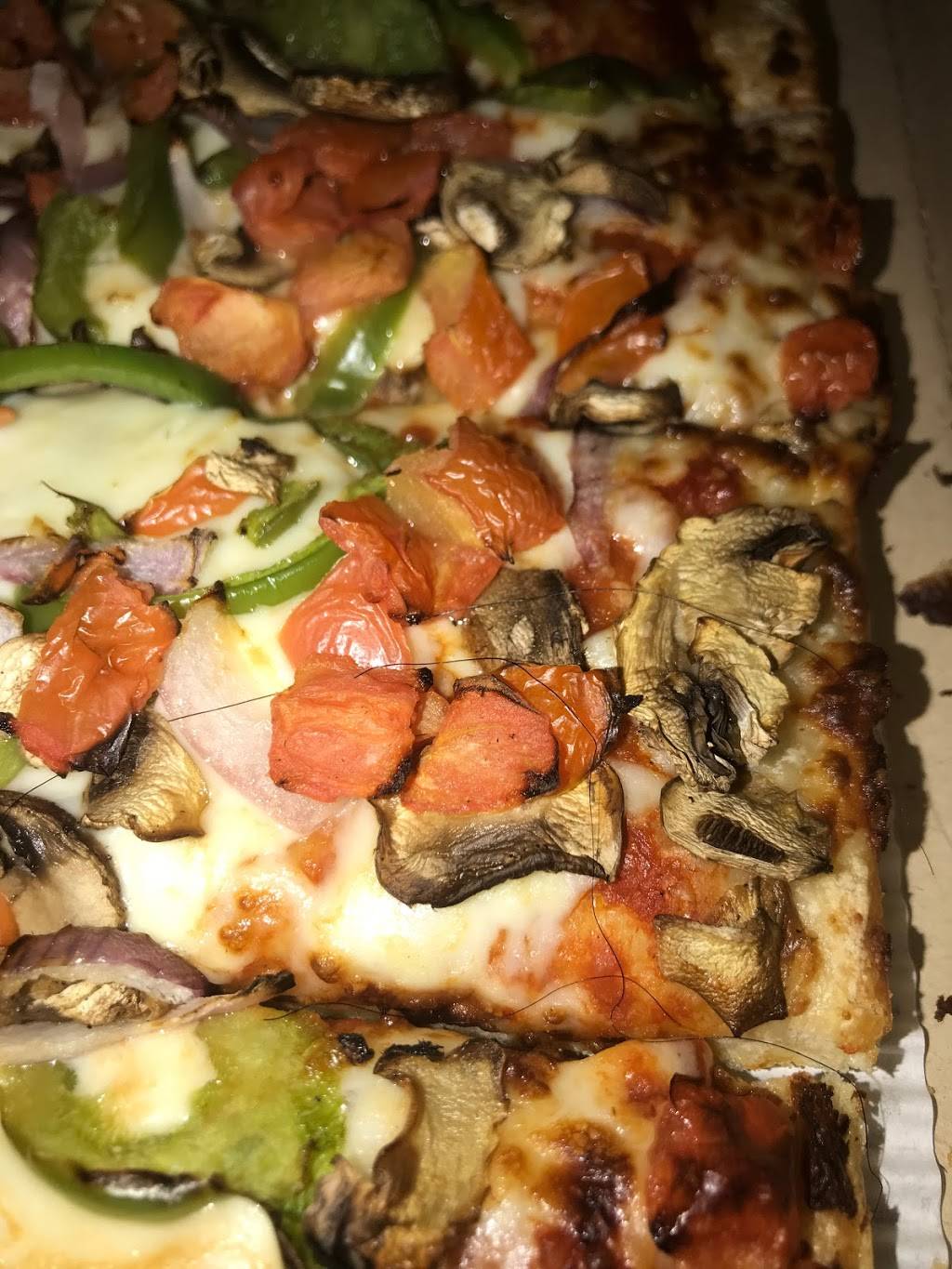 Pizza Hut | restaurant | 19565 Detroit Rd, Rocky River, OH 44116, USA | 4403313333 OR +1 440-331-3333