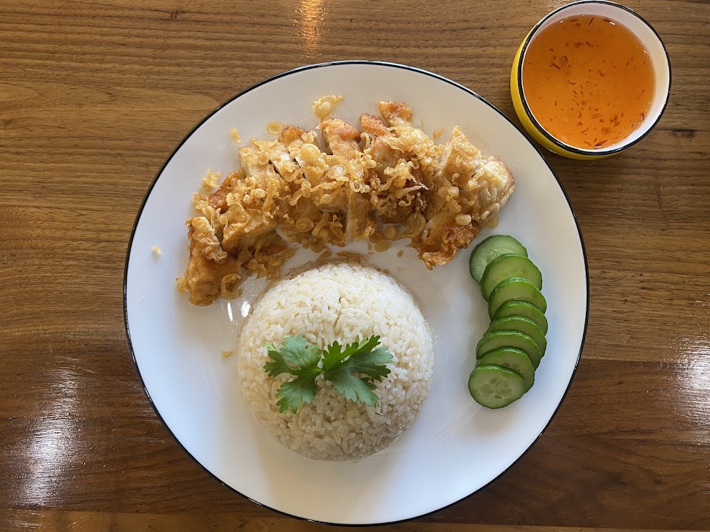 Plern Thai Cafe | restaurant | 22611 Lake Forest Dr c6, Lake Forest, CA 92630, USA | 9499894566 OR +1 949-989-4566