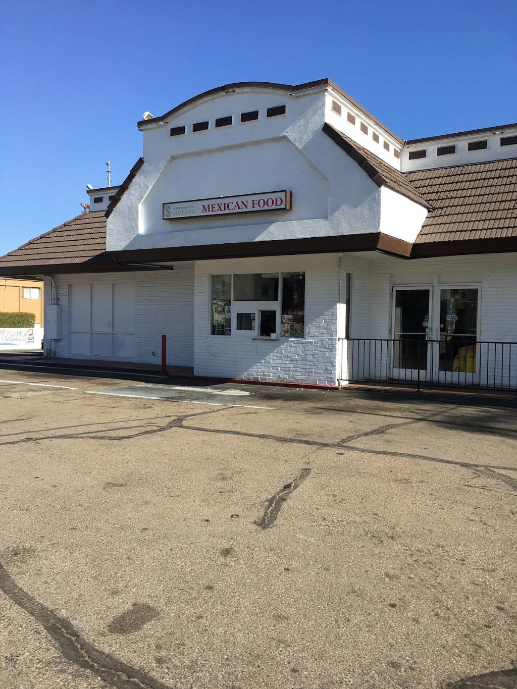 Burritos Santana | restaurant | 5330 El Cajon Blvd, San Diego, CA 92115, USA | 6192871850 OR +1 619-287-1850